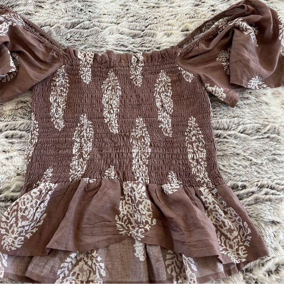 Off the shoulder darling mauve color top by Mahina . New! - Picture 1 of 5